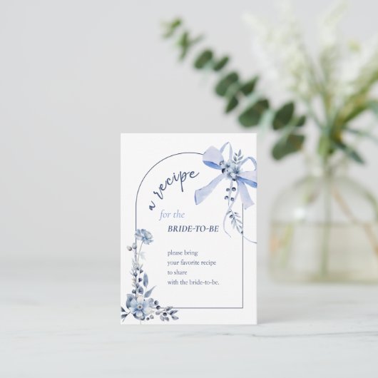 Carte de recette de mariage à ruban floral bleu (Debout devant)