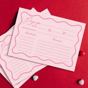 Carte de recette rétro ondulée rose pour une baby