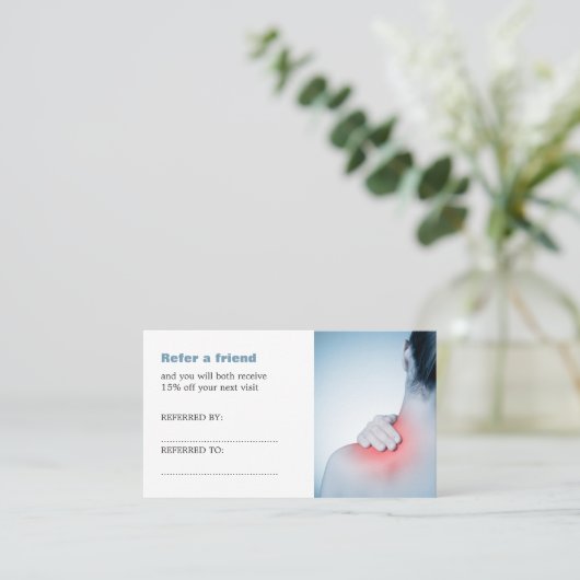 Carte de recommandation d'un thérapeute de massage (Debout devant)