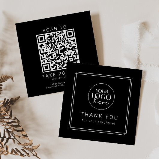 Carte De Réduction Code QR de logo noir Avery moderne Merci