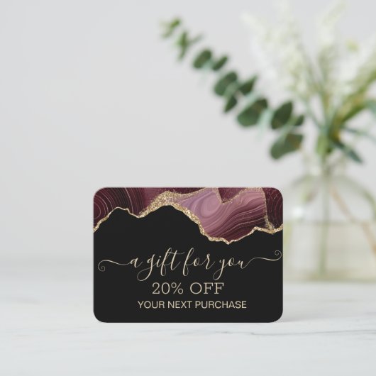 Carte De Réduction Parties scintillant en or de marbre chic (Debout devant)