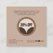 Carte De Réduction Studio De Yoga Motif Brown Beige Moderne (Dos)