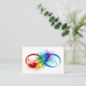 Carte De Réduction Symbole d'infini avec plume arc-en-ciel (Debout devant)