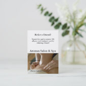 Carte de référence avec des mains de massage (Debout devant)