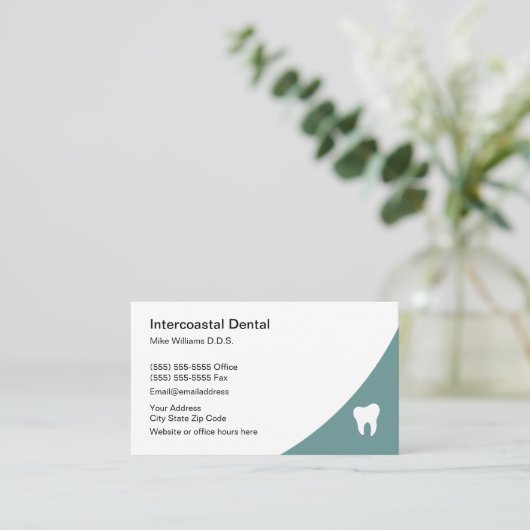 Carte De Référencement Bureau dentaire simple moderne (Debout devant)