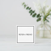 Carte De Référencement Salon de Beauté Élégant Moderne Blanc (Debout devant)