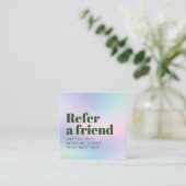 Carte De Référencement Salon de beauté vert pastel audacieux cool (Debout devant)