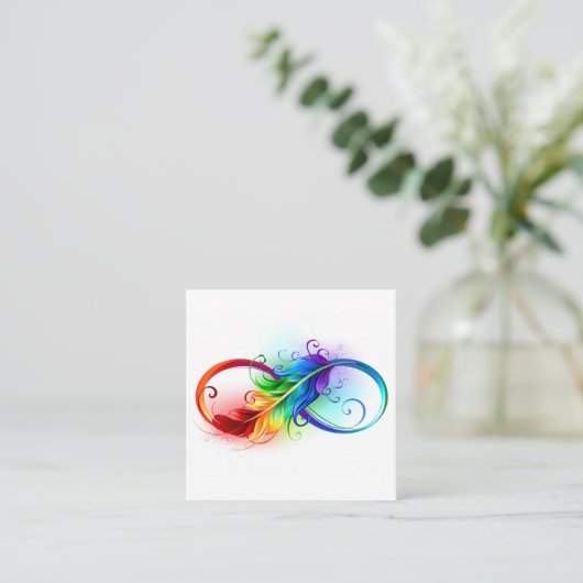 Carte De Référencement Symbole d'infini avec plume arc-en-ciel (Debout devant)