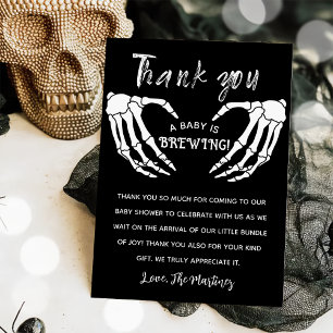 Carte de remerciement bébé Halloween est en train 
