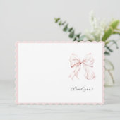 Carte de remerciement Fille Ruban Rose Mignon (Debout devant)