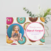 Carte de remerciement photo pour fête d'anniversai (Debout devant)