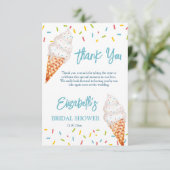 carte de remerciement pour baby shower sur le thèm (Debout devant)