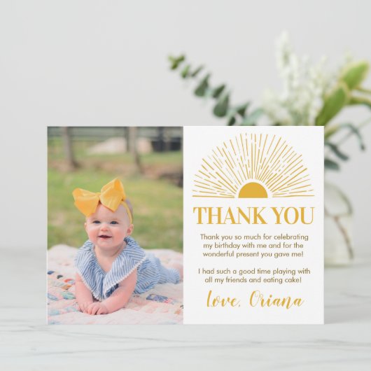 Carte de remerciement pour la fête d'anniversaire (Debout devant)