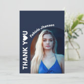 Carte de remerciement simple de couleur bleu marin (Debout devant)