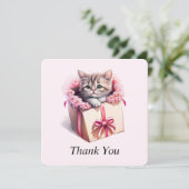 Carte De Remerciements Adorable Kitten dans une boîte Cadeau d'anniversai (Debout devant)