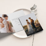 Carte De Remerciements Amour et gratitude | Photo Mariage verticale repli<br><div class="desc">Les cartes de remerciement de mariage élégantes comportent une seule photo mariage verticale ou portrait. "Avec amour et gratitude" est orné de lettres serif embellies,  avec vos noms sous les yeux. Ajoutez une photo supplémentaire,  un message personnel et votre signature à l'intérieur.</div>