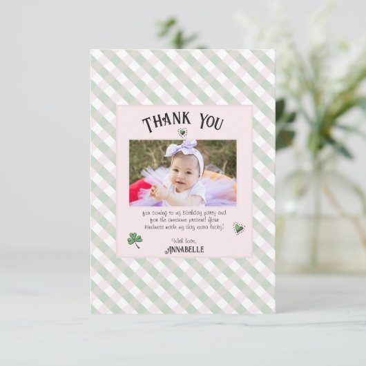 Carte De Remerciements Anniversaire de enfant irlandais rose et vert (Debout devant)