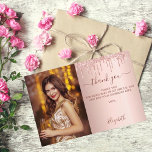 Carte De Remerciements Anniversaire rose gouttes d'or flush photo<br><div class="desc">Une photo merci pour un 40e anniversaire (ou tout âge) Sur le devant : Ajoutez une photo de taille verticale. Un élégant doré rose,  couleur arrière - plan dégradé,  décoré avec des gouttes,  la peinture goutte à goutte. Personnalisez et ajoutez un nom et votre note de remerciement.</div>