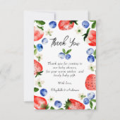 Carte De Remerciements Baby shower aux fraises bleuets (Devant)