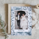Carte De Remerciements Bleu romantique Aquarelle Botanique Mariage photo<br><div class="desc">Robe bleu romantique Carte de remerciements Mariage de feuillage | Envoyez des remerciements à votre famille et à vos amis pour avoir fait partie de votre mariage avec ce carte de remerciements photo personnalisable. Il présente des illustrations d'aquarelle bleu blanc de feuilles et de fleurs. Cette carte de remerciements d'aquarelle...</div>