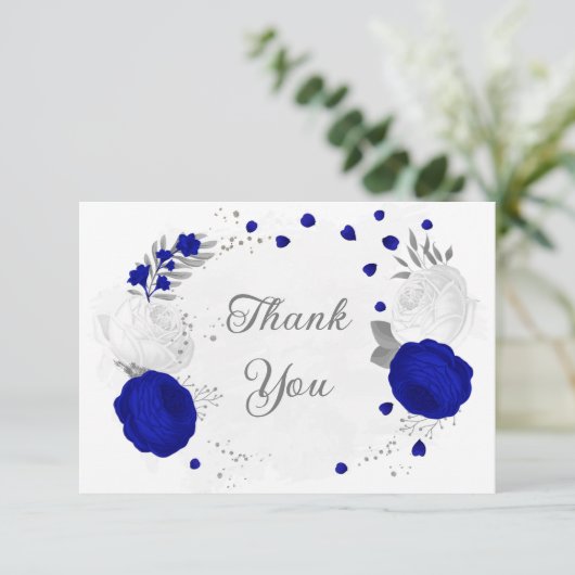 Carte De Remerciements bleu royal et fleurs blanches argent mariage botan (Debout devant)
