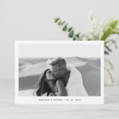 Carte De Remerciements Burgundy Simple Photo QR Code Mariage (Debout devant)