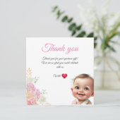 Carte de remerciements cadeau bébé (Debout devant)