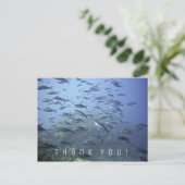 Carte de remerciements. Chalet de poisson. Plongée (Debout devant)