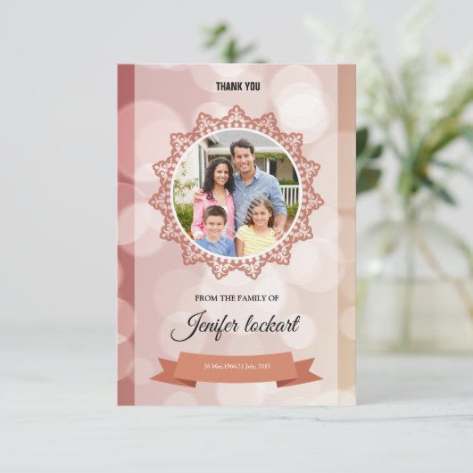 Carte de remerciements commémoratif (Debout devant)