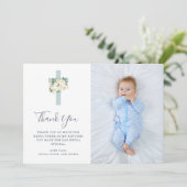 Carte De Remerciements Croix Bleue et Fleurs Blanches | Photo Boy Baptism (Debout devant)
