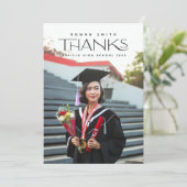 Carte de remerciements de diplôme (Debout devant)