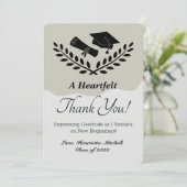 Carte de remerciements de diplôme (Debout devant)