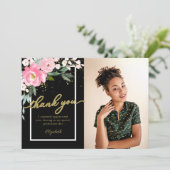 Carte de remerciements de graduation de photo rose (Debout devant)