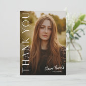 Carte de remerciements de graduation photo vertica (Debout devant)