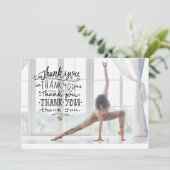 Carte de remerciements de yoga (Debout devant)