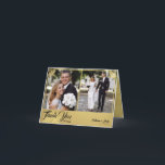 Carte De Remerciements Déco moderne Gold Peacock 2 Mariage photo plié<br><div class="desc">Envoie l'amour et les remerciements avec l'élégance Art Déco ! Ce Carte de remerciements plié à thème Mariage Peacock, en or et noir sophistiqué, est le moyen parfait d'express votre gratitude avec une touche de l'ère Gatsby. Avec de l'espace pour deux photos chères, c'est un souvenir de votre journée spéciale...</div>