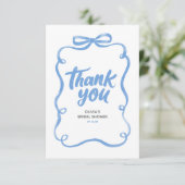 Carte De Remerciements Dusty Blue Ribbon Bow Whimsical Bridal Shower (Debout devant)