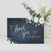 Carte De Remerciements Écriture or moderne marine bleu blanc mariage flor (Debout devant)