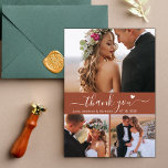 Carte De Remerciements Élégant 3 Photo Collage Mariage de script en terre<br><div class="desc">Boho minimaliste Moderne Élégant Script 3 Photo Collage Mariage en terre cuite Carte de remerciements. Élégant modèle mariage avec 3 photo sur le devant et 1 photo sur le dos. Avec le texte "Merci" dans une tourbillonnant police de script de typographie lettrée à la main avec la queue de l'écharpe...</div>