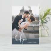 Carte De Remerciements Élégant chic Mariage bleu de marine moderne (Debout devant)