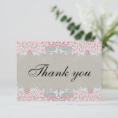 Carte De Remerciements Élégant manuscrit rose (Debout devant)