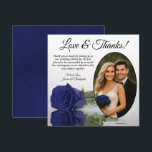 Carte De Remerciements Elégant Rose bleu marine Oval Photo Mariage romant<br><div class="desc">Ces belles cartes de remerciement de mariage sont une merveilleuse façon de montrer votre appréciation à vos amis et à votre famille pour la célébration avec vous lors de votre journée spéciale. Ils présentent votre photo mariage dans un cadre ovale avec un seul rose à long tige bleu marine sur...</div>