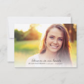 Carte De Remerciements Élégant script message personnalisé photo funérair (Dos)