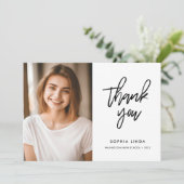 Carte De Remerciements Élégant script moderne Deux diplômes photo (Debout devant)