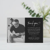 Carte De Remerciements Élégant Script Photo Funeral (Debout devant)