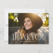 Carte De Remerciements Élégante Typographie de fin d'études (Devant)