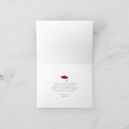 Carte De Remerciements Graduation rouge audacieuse simple typographie mod (Intérieur)