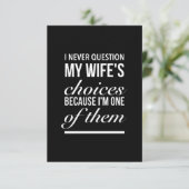Carte De Remerciements I never question my wife's choices funny wedding g (Debout devant)