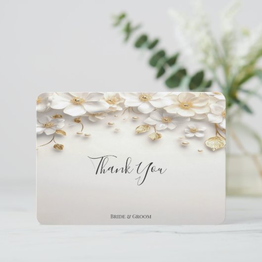 Carte De Remerciements Ivory White Floral Feuille or (Debout devant)