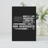 Carte De Remerciements Je m'identifie comme un cadeau de drapeau américai (Debout devant)